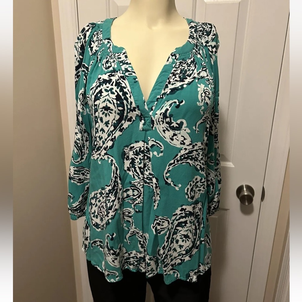 Crown & Ivy Women’s Blouse- Size M